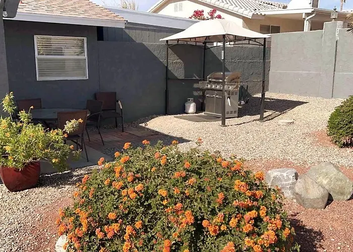 Spacious Getaway! Pool, Spa, Sleeps 9